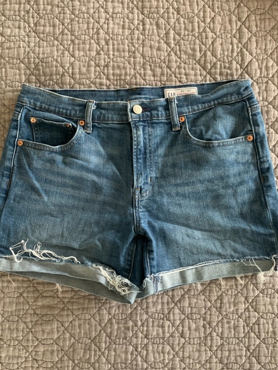 GAP Pants - GAP Girlfriend Denim Shorts